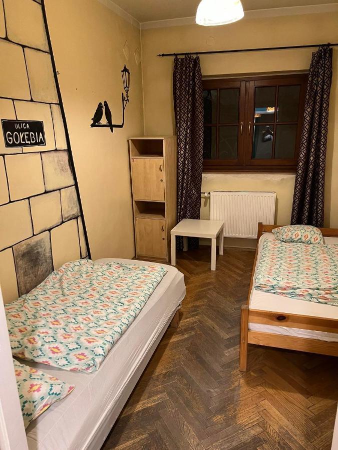 50 People Bis Apartment Cracóvia Exterior foto